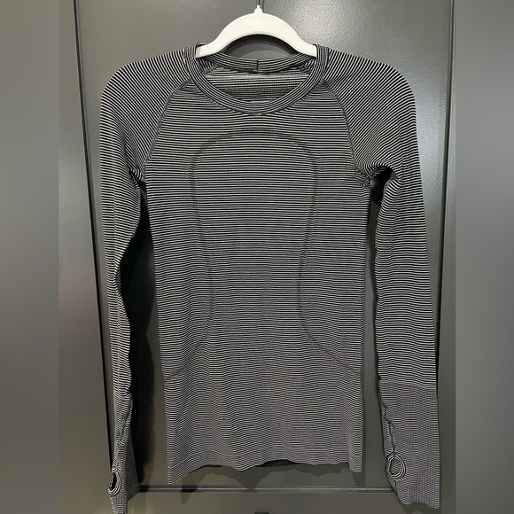 lululemon athletica Tops - Lululemon Long Sleeve Shirt